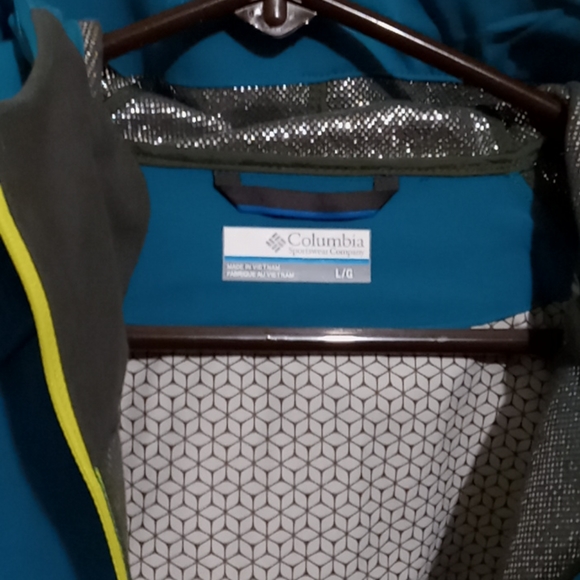 Columbia jacket - Picture 2 of 6